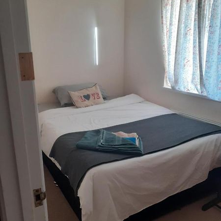 ميلتون كينيز Carters Guesthouse المظهر الخارجي الصورة